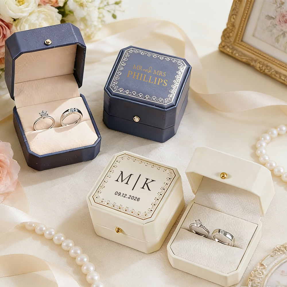 Personalized Faux Leather Ring - Velvet Jewelry Box บทวิจารณ์และราคา